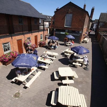 The Angel In Wootton Bassett Hotel Royal Wootton Bassett Exterior photo